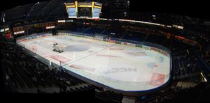 에스포 메트로 아레나의 실내 아이스 링크