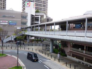 사카이시역과 벨마쥬 사카이・이즈미야를 잇는 보행자 데크