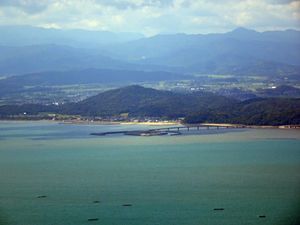 沓尾長井(쿠츠오나가이) 어항 섬을 항공촬영