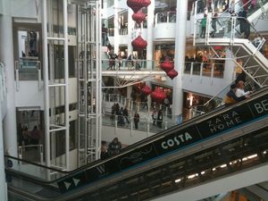 벤트럴 센터(The Bentall Centre)