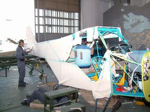 복원작업 중인 부활호