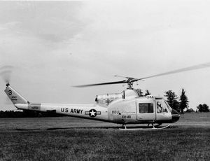 벨 XH-40, UH-1의 시제품