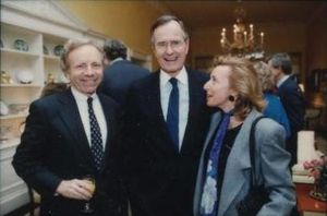 리버먼과 조지 H. W. 부시 대통령 (1991년)