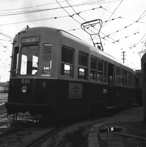 1963년 11월 서울 시내 전차의 모습