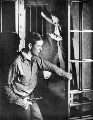 마지막 마일에서의 트레이시(배경) – 그가 할리우드로 진출하게 된 1930년 브로드웨이 역할