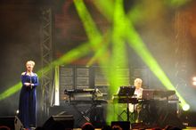 리사 제럴드와 공연(2009년)