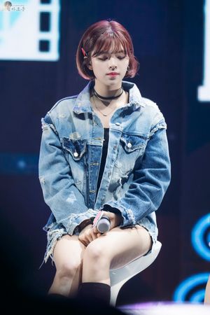 LIKEY 쇼케이스에서의 정연