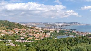 언덕에서 바라본 룽청(Rongcheng)