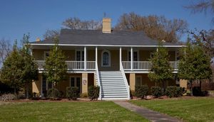 모빌 의학 박물관이 있는 빈센트-도안 하우스. 도시에서 가장 오래된 집 중 하나이다.