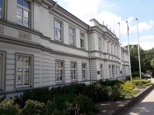 유오자스 발치코니스 김나지움, 최초의 리투아니아 김나지움