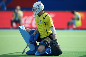 풀 장비를 착용한 골키퍼 필립 노이서(Filip Neusser)