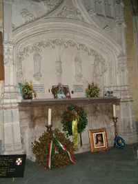 오트콩브 수도원에 있는 움베르토 2세의 묘