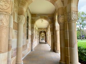 UQ 세인트 루시아