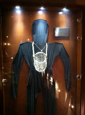 14세기 쿠웨이트의 다이버들이 페르시아 만에서 진주를 찾을 때 사용했던 의복