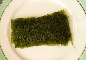 가시파래로 만든 한국 김