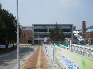 학내 언론이 입주한 학생회관 뒷편