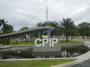 깔람바 프리미어 인터내셔널 파크, 라구나의 산업 지역 중 하나