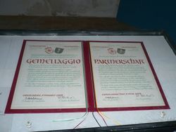 카스텔라바테(이탈리아)와 블리스카스텔(독일)의 자매 도시 협약서