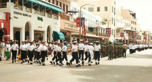 2000년 버뮤다 해밀턴의 여왕 생일 퍼레이드