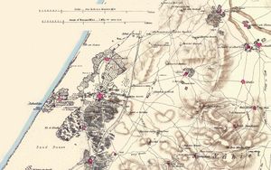 현대 아슈켈론 지역. 알 마즈달, 하마마(Hamama), 알주라(Al-Jura), 알키사스(Al-Khisas), 니일리아(Ni'ilya)의 땅을 포함하며, 왼쪽에는 아스칼론 유적도 나와 있다. (1871-77년 팔레스타인 PEF 조사 이미지)