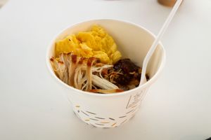 인도네시아에서 판매되는 맥도날드 나시 우둑