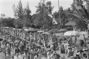 캡 고 메 축하 행사 파당, 서부 수마트라, 1948년경