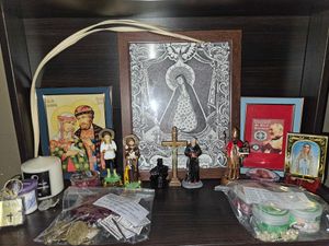 마니토바 주 모던(Morden, Manitoba)의 필리핀 가톨릭 가정 제단