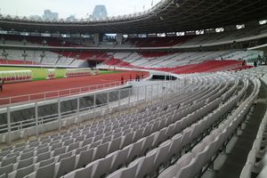 자카르타의 겔로라 붕 카르노 주경기장(Gelora Bung Karno Main Stadium)에서는 개막식 및 육상 경기가 열렸다.