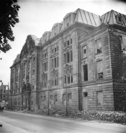 1945년 폭격 후 프린츠알브레히트슈트라세 8번지의 게슈타포 건물