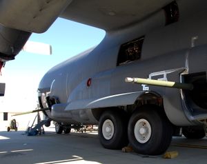 30mm 부시마스터 두 개를 장착한 AC-130U, 2007년