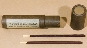 스웨덴군용 화염병(Brännflaska)의 성냥형 심지