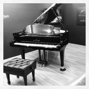 시게루 카와이 그랜드 피아노