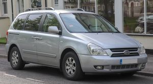 기아 그랜드 카니발 정측면