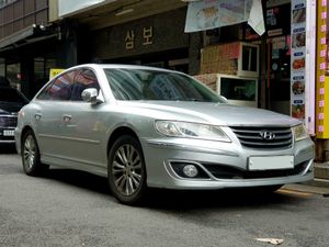 현대 더 럭셔리 그랜저 정측면