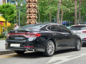 현대 그랜저 후측면