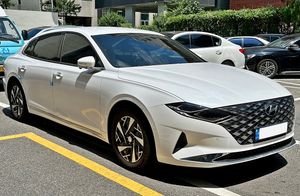 현대 더 뉴 그랜저 하이브리드 정측면