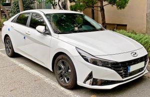 현대 올 뉴 아반떼 정측면