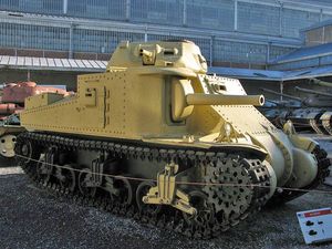 M3 Grant 전차의 현가장치는 바퀴 받침대 또는 보기(bogie)에 장착된 도로 바퀴를 가지고 있습니다.