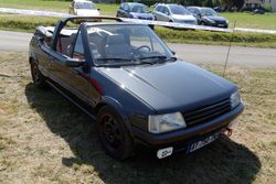 푸조 205 컨버터블