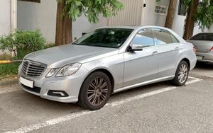 메르세데스-벤츠 E 클래스(W212) 전기형