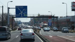 가나가와현 사가미하라시 미도리구 하시모토의 국도 129호선과의 분기 부근