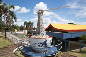 페이라 센트랄에 있는 소바 기념비