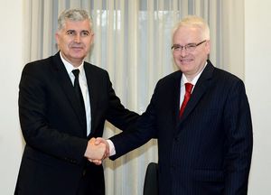 2014년 보스니아 대통령단 구성원 드라간 초비치와 요시포비치