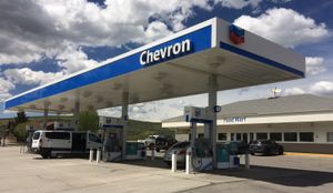 2018년 5월 27일 와이오밍주 다이아몬드빌의 셰브론 주유소