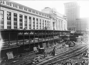 약 1912년 터미널 및 수하물 건물 건설