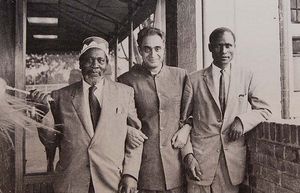 (좌측부터) 조모 케냐타, 아파 판트, 아치엥 오네코