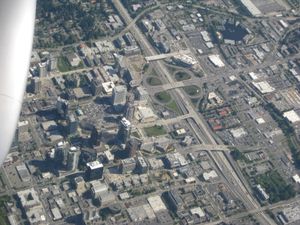 벨뷰 상공에서 바라본 I-405