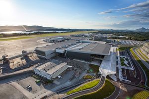 베르겐 공항, 플레스란드