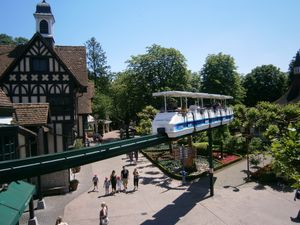 독일 루스트에 있는 유로파파크의 모노레일 3대 중 하나