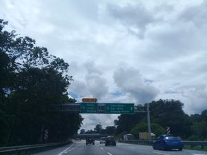 렘바우(Rembau) 근처 북남고속도로(North-South Expressway)의 페다스-링기(Pedas-Linggi) 분기점